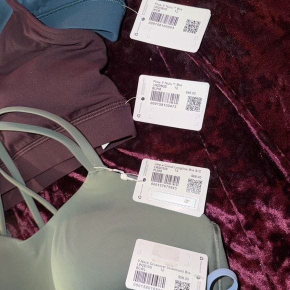 Lululemon Athletica NWT Sports Bra Tops Bundle of 4 All in Women’s Size 12 - Picture 3 of 12